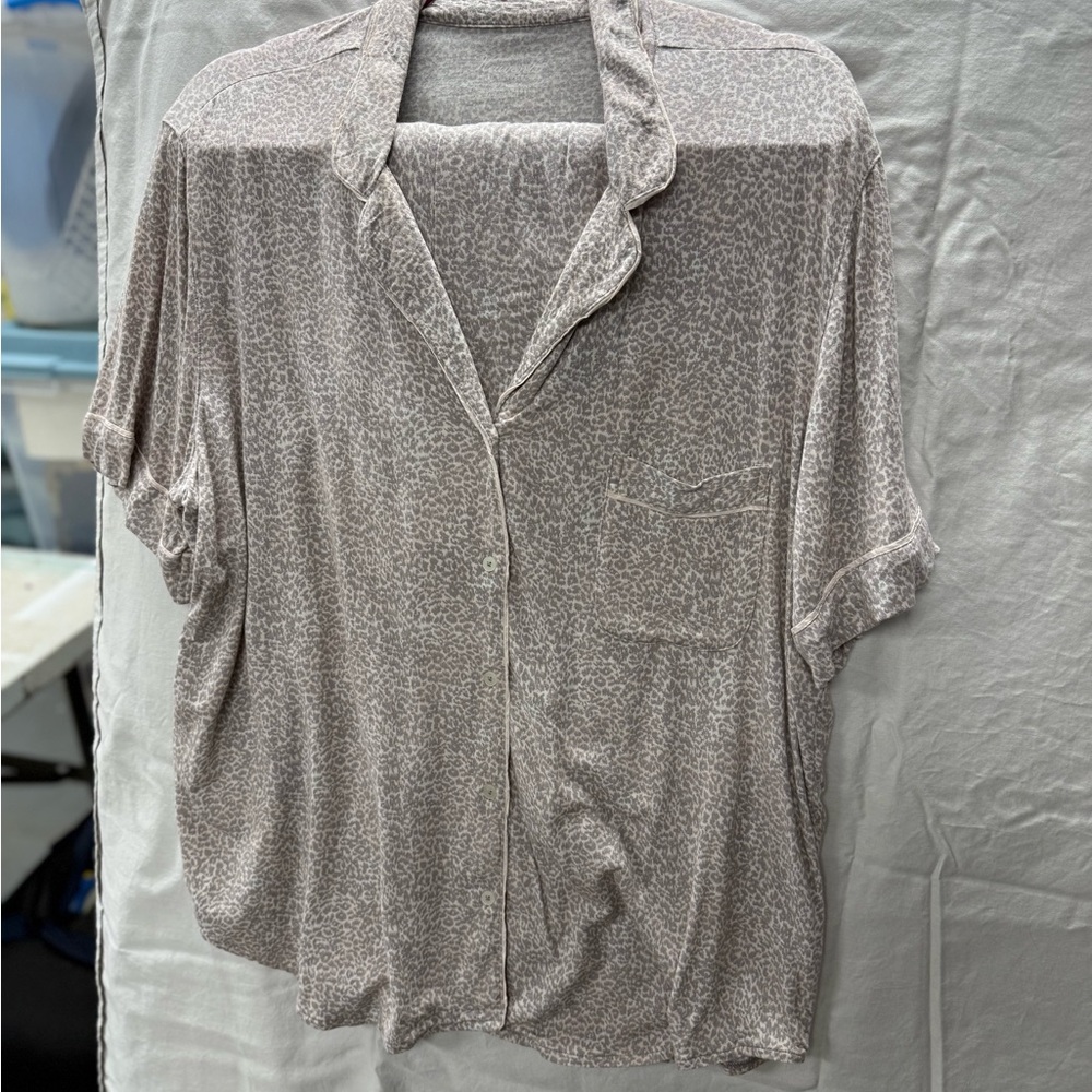 Victoria's Secret Gray Leopard Print Pajama shortie set